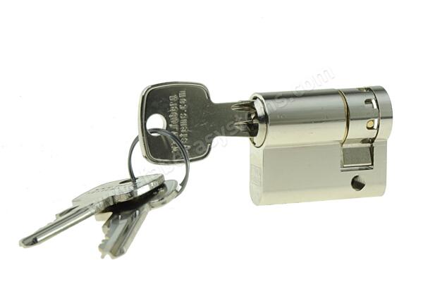 Bezpečnostní cylindrická půlvložka WINKHAUS XR 02 N (40+10), 3 klíče